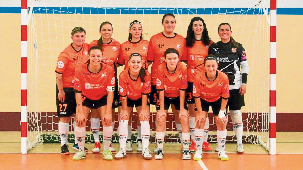 El 5 Coruña se lleva el derbi ante el filial del Amarelle (2-1)