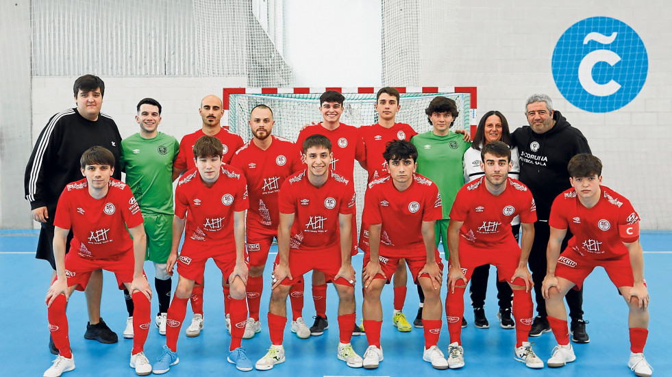 El 5 Coruña y el Sport Sala disputan un gran partido (4-3)