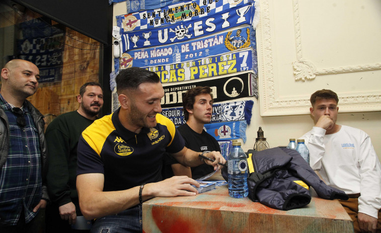 Inauguración de la peña ‘Lucas Pérez’
