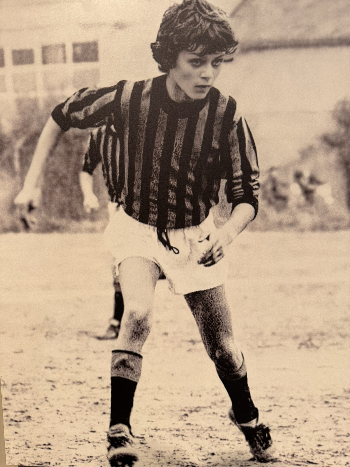 Fotografu00eda de Paolo Maldini de niu00f1o, en la exposiciu00f3n La Construcciu00f3n de un futbolista