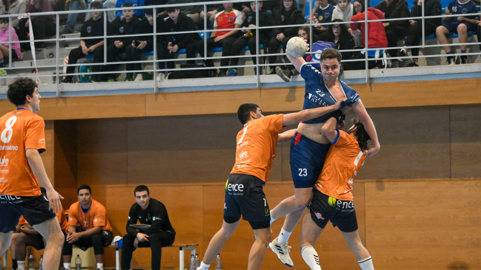 El OAR se juega la temporada en la pista del Carballal