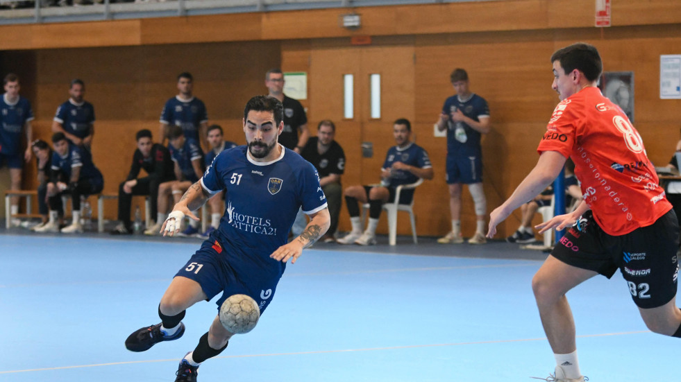 El OAR vence y convence para meterse en la fase (27-34)