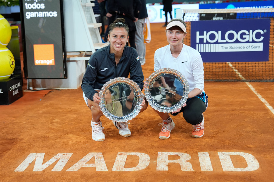 Sara Sorribes y Cristina Bucsa ganan el dobles femenino