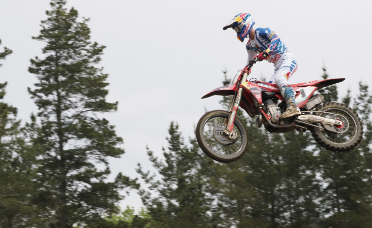 Jorge Prado arrasa en Lugo y recupera el liderato