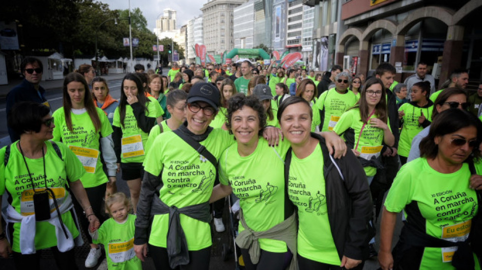 Todas las fotos de la marcha solidaria contra el cáncer