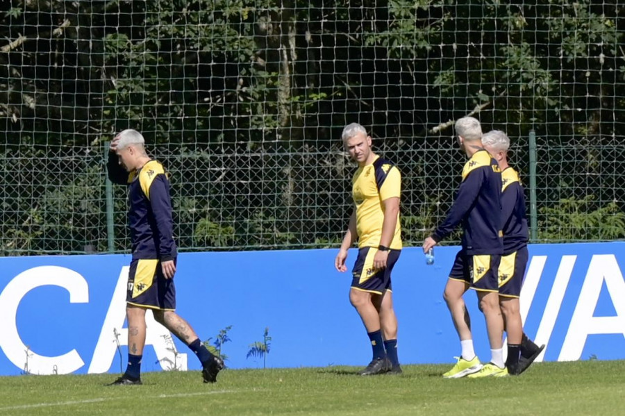 Ocho bajas en el primer entrenamiento semanal