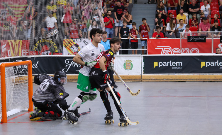 El Liceo se estrella contra los palos del Ateneu y necesita una machada (4-2)