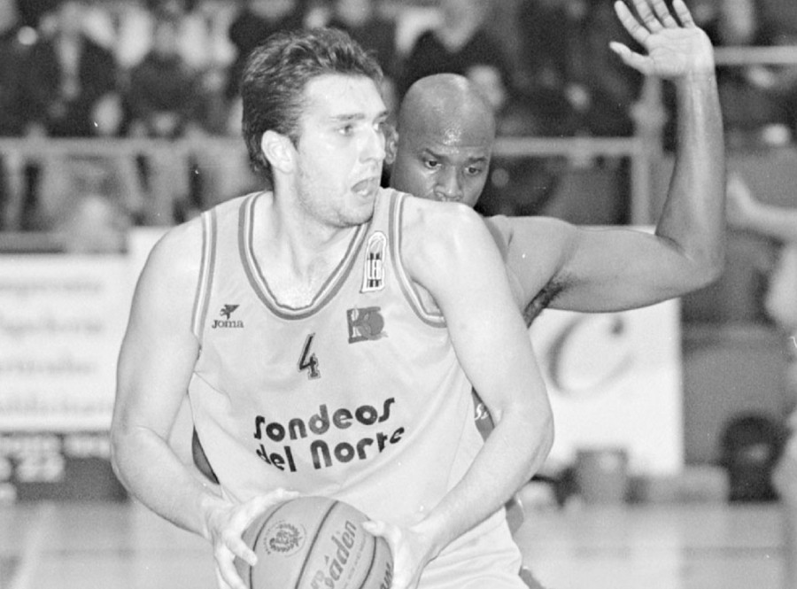 Los años de Oro del Basquet Coruña | Primer curso, primer playout (98/99)