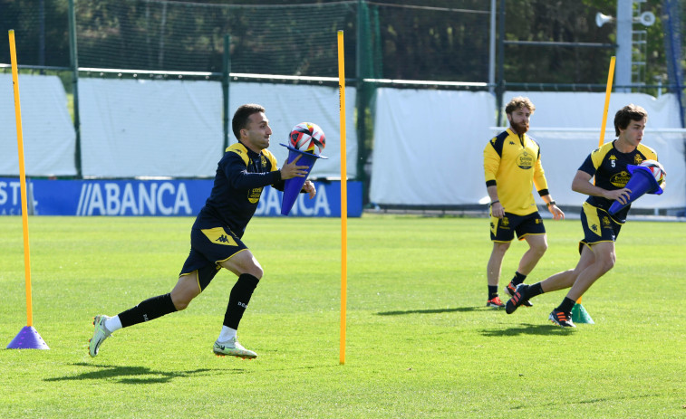 Las salidas se enquistan en el Depor