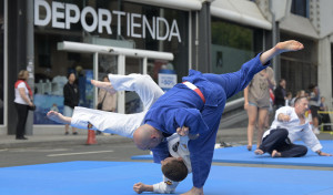 El 'Día do Deporte na Rúa' bate su récord de participación con 92 clubes y entidades de la ciudad