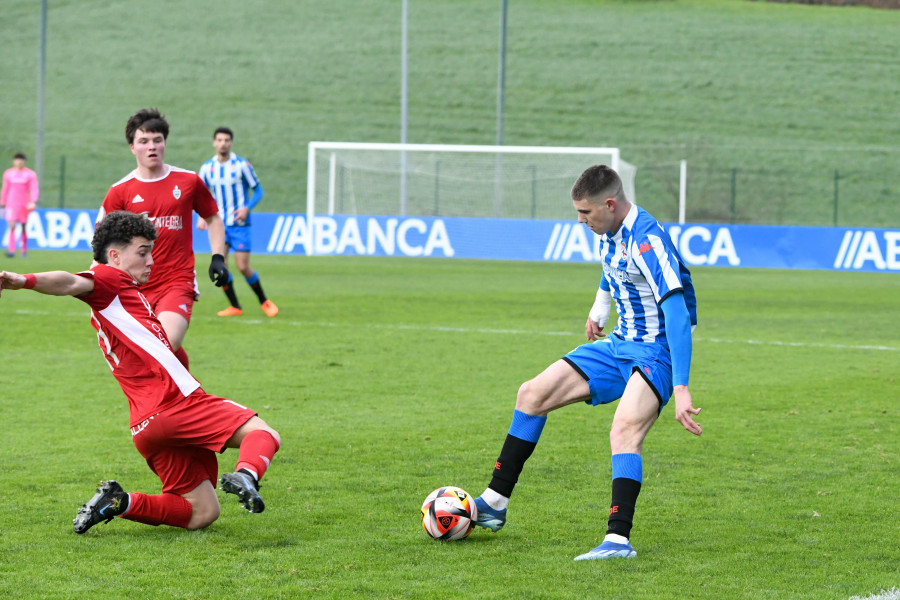 El Depor seguirá contando con la potencia de su canterano Adrián Guerrero