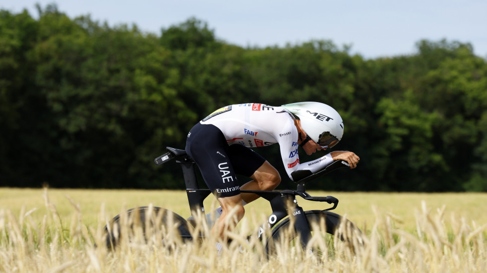 El español Juan Ayuso abadona el Tour de Francia