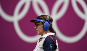 La georgiana Nino Salukvadze iguala el récord de diez Juegos de Ian Millar
