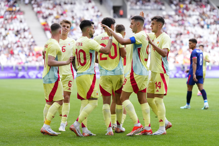 Triunfo cómodo (3-1) de los de Santi Denia ante la República Dominicana