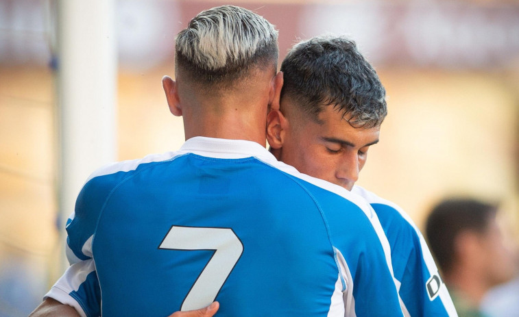 El Deportivo abraza la autoría grupal  de las dianas