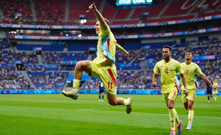 Fermín lidera a España hacia las semifinales en fútbol
