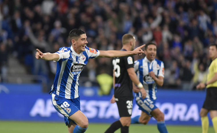 El Dépor se interesa por Carlos Fernández, que de momento no contempla Segunda