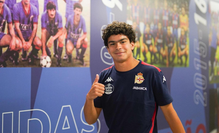 El canterano deportivista Pablo García, convocado por la selección española sub-17