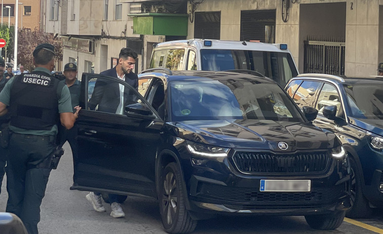 Rafa Mir reitera que no cometió ninguna agresión sexual pero pide disculpas por saltarse los horarios