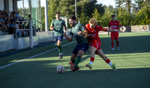 El San Tirso reacciona en casa a costa del Paiosaco