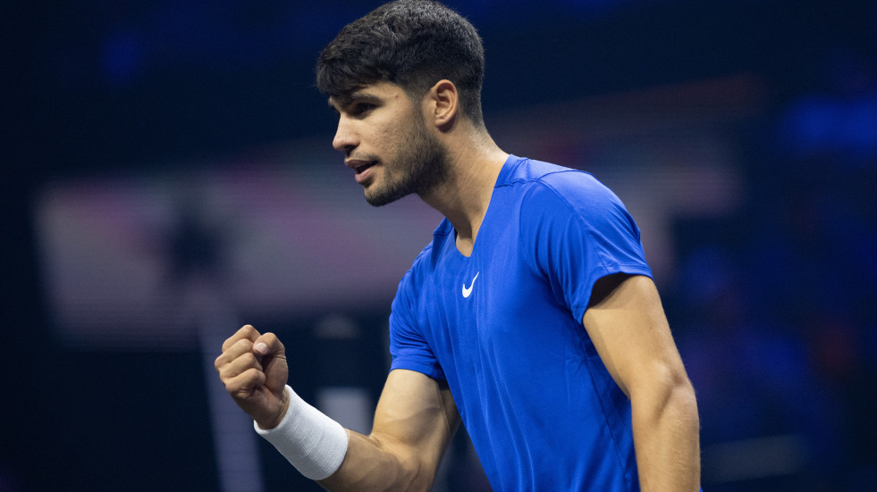 Alcaraz y su nuevo servicio, ante Shevchenko, en la pista Margaret Court