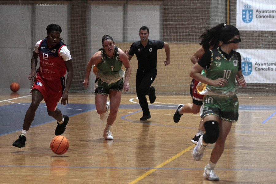 El Maristas encadena en Mataró su quinta victoria (64-70)