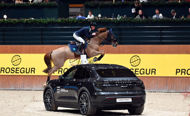 Michale Pender y Hans-Dieter Dreher, ganadores de las pruebas de 5* de la jornada inaugural en Casas Novas