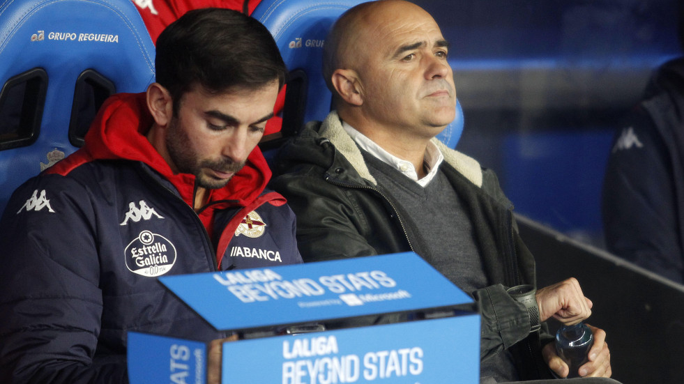 El Deportivo prescinde de Óscar Gilsanz como entrenador del primer equipo