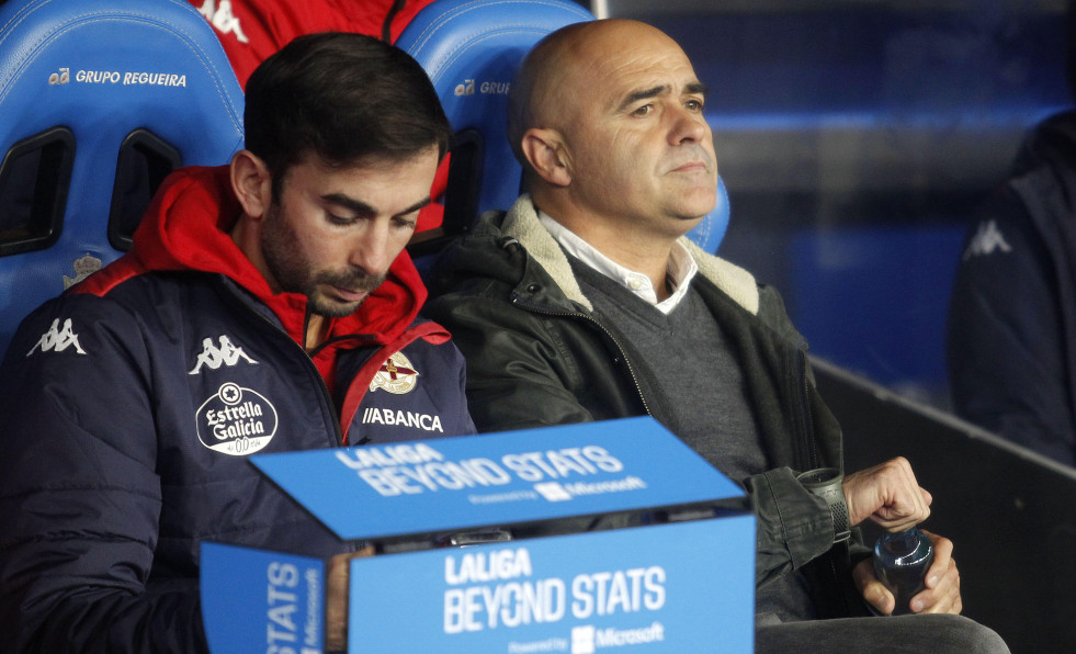 El Deportivo prescinde de Óscar Gilsanz como entrenador del primer equipo