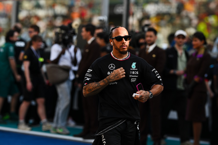 Hamilton a Ferrari y Sainz a Williams, principales cambios para 2025