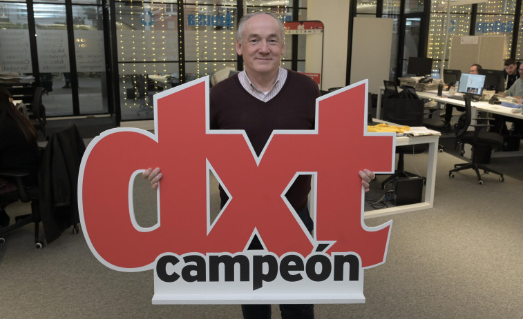 FUERA DE JUEGO | Miguel Lorenzo: 