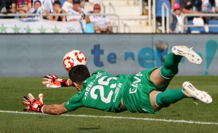 El Levante plasma su gran superioridad ante el Tenerife en la segunda parte (0-3)