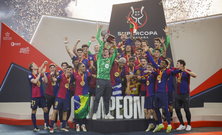 El Barcelona conquista la Supercopa goleando al Real Madrid (2-5)