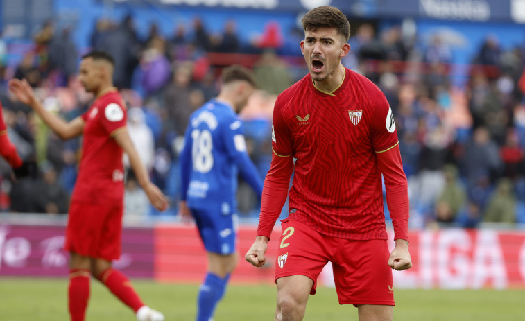 Detenido el futbolista del Sevilla Kike Salas por forzar tarjetas para amañar apuestas