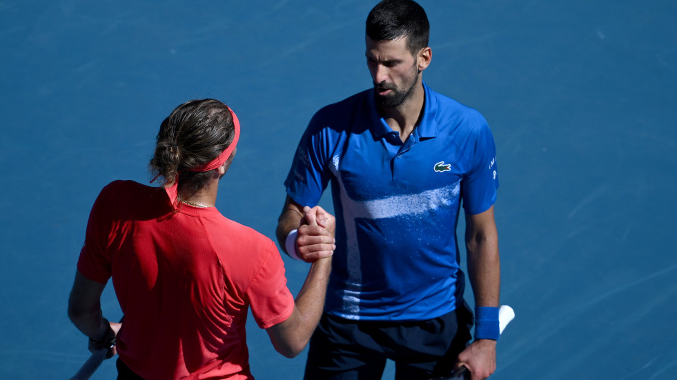 Djokovic abandona tras perder un largo primer set