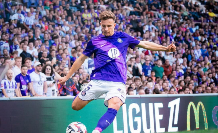 Denis Genreau, nuevo jugador del Deportivo hasta 2027 con opción a una temporada más