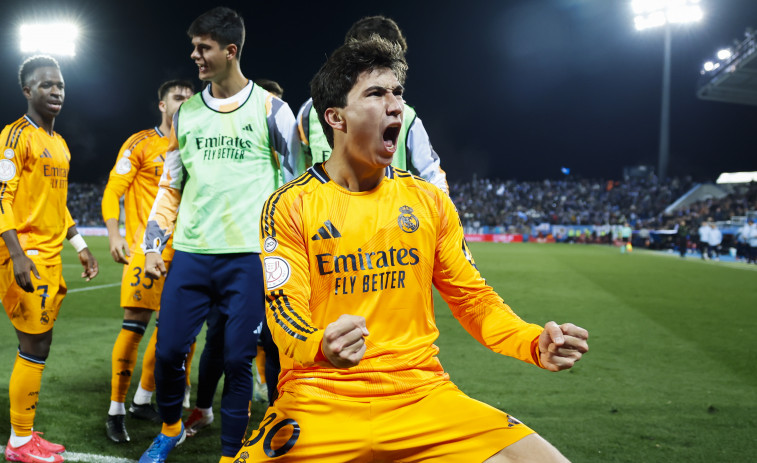 Gonzalo García 'tira la puerta' de un cabezazo y lleva al Real Madrid a semifinales (2-3)