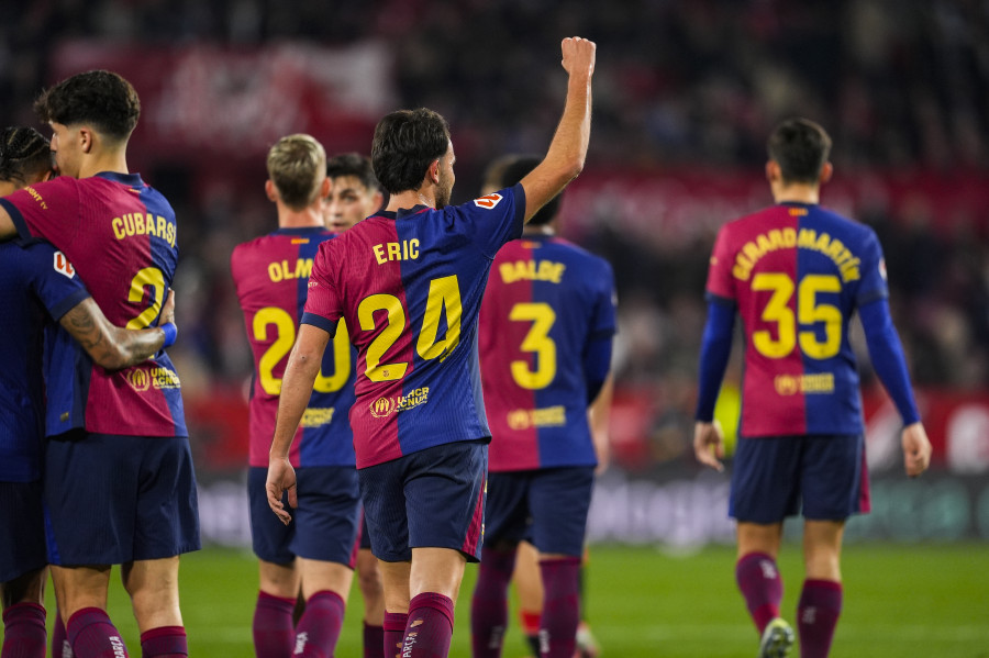 El Barcelona sufre en la primera parte y arrasa al Sevilla en la segunda (1-4)