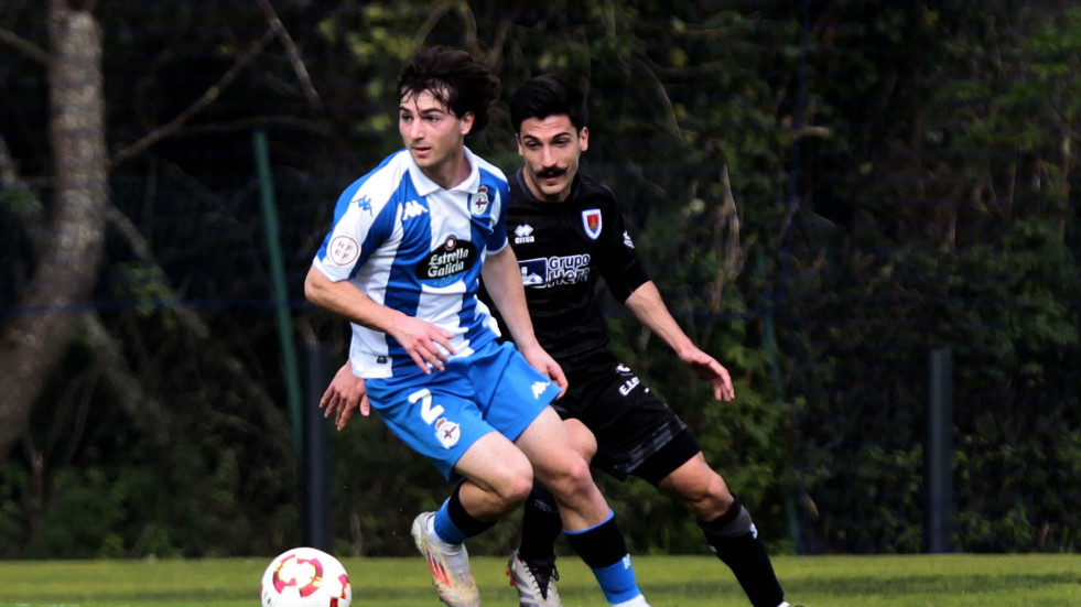 Mardones renueva con el Dépor hasta 2028 y se va cedido al Racing de Ferrol