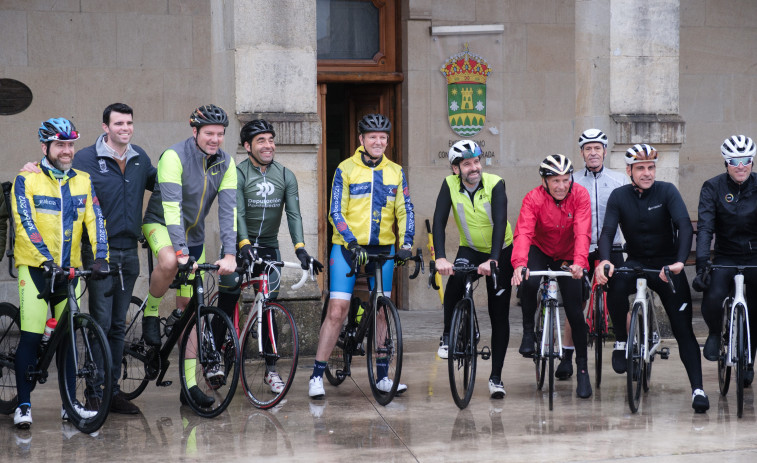 Vuelve O Gran Camiño, la prueba que sitúa Galicia como referente del ciclismo mundial