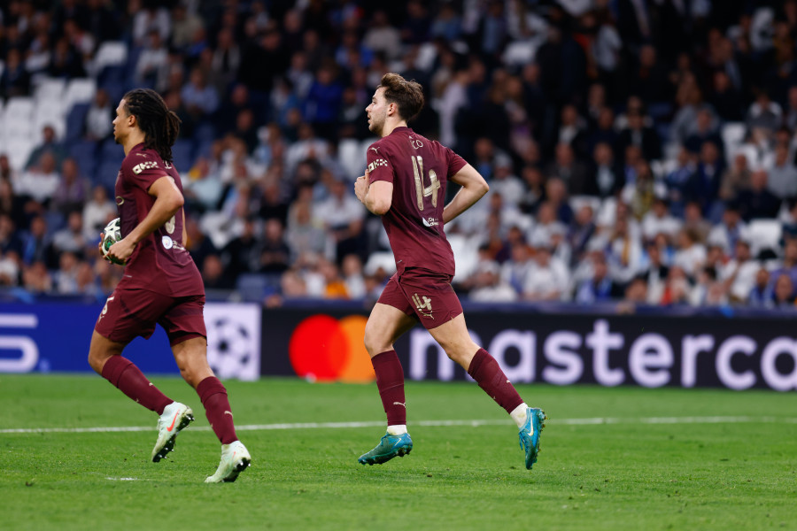 Nico se une a un club muy selecto, el de los coruñeses que marcaron gol en la Champions