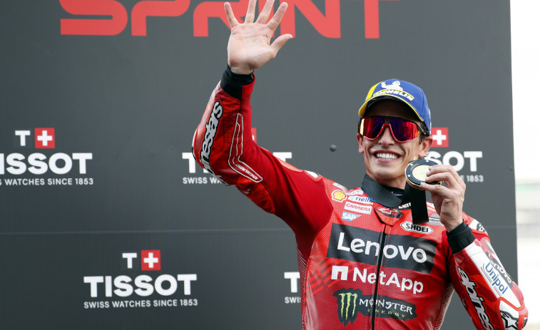 Marc Márquez, Manuel González y José Antonio Rueda protagonizan un nuevo pleno español