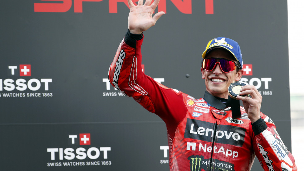 Marc Márquez, Manuel González y José Antonio Rueda protagonizan un nuevo pleno español