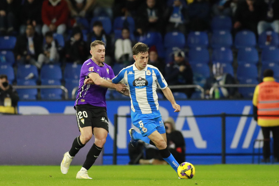 Dani Barcia se retira del entrenamiento y apunta a baja para el Deportivo - Cádiz
