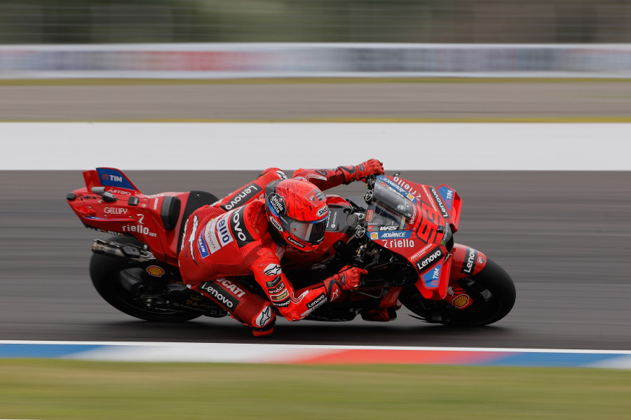 Marc Márquez lidera de principio a fin su segunda victoria 'sprint' consecutiva