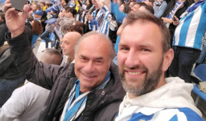 MI VIDA EN BLANQUIAZUL | Víctor Sánchez: “A mi hija Helena, que tiene cinco años, le canto para dormir canciones del Deportivo”
