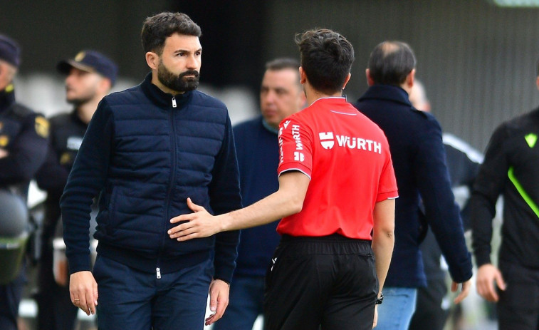 Romo desvela que a las nueve bajas para Riazor se unen cuatro jugadores entre algodones