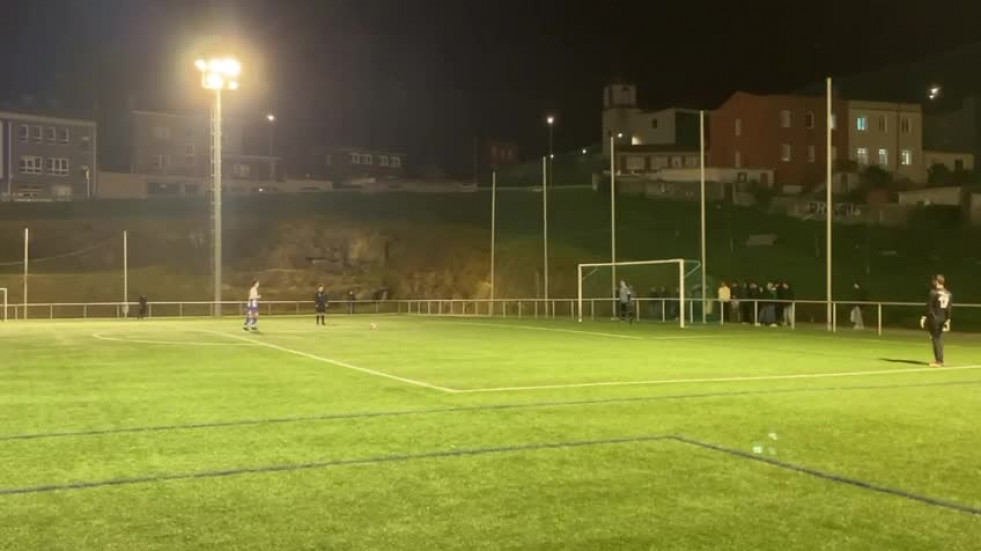 El portero Pinto, a sus 46 años, brilla con el Ciudad Jardín en la Copa de A Coruña