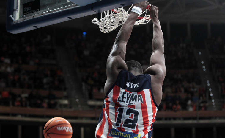 El Básquet Coruña cae ante el Girona y se queda sin red (89-99)