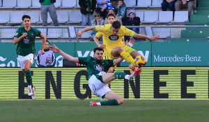 Deportivo, golpeado y castigado